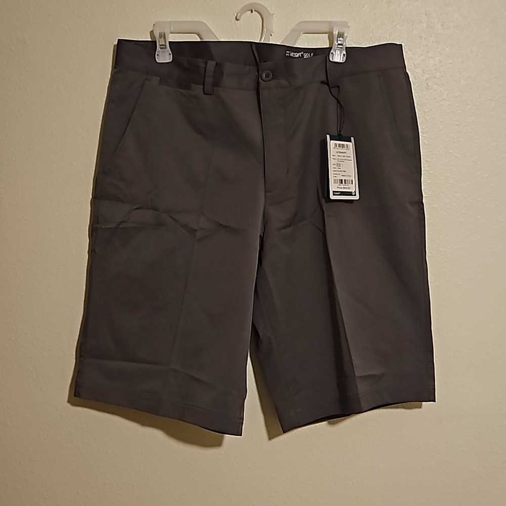 NWT Lesmart Bakery Men's Golf Athletic Shorts sz. 36.